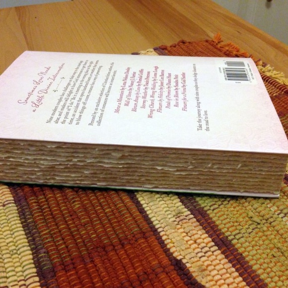 Romance Collection, wedding theme, trade pb - Picture 3 of 3